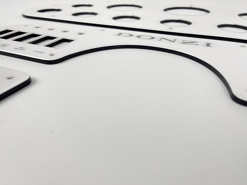 Donzi 33ZX Dash Panel Set